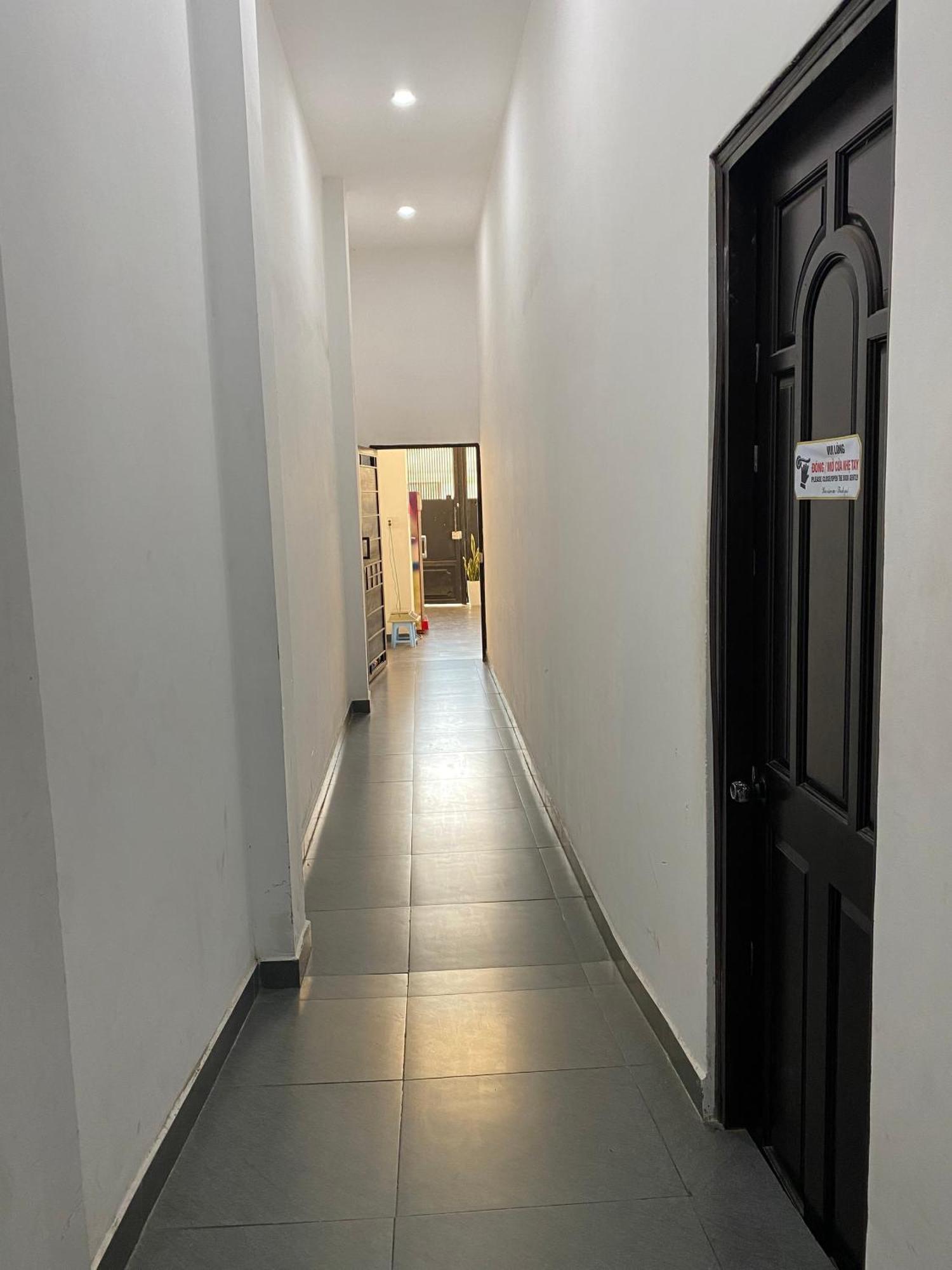 Start House Dorm Walk 5 Minutes To The Airport Appartement Ho Chi Minh-stad Buitenkant foto